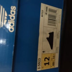 Adidas i5923 triple black size 12